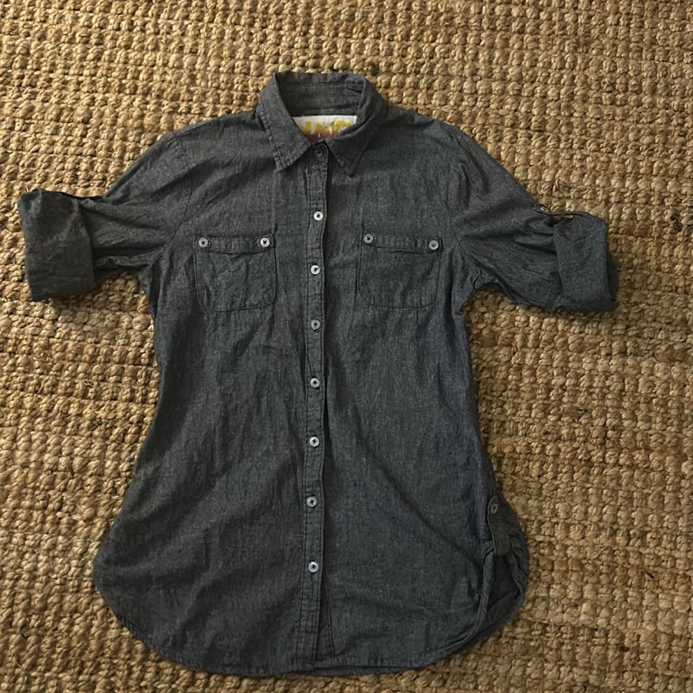 6️⃣for 💲3️⃣0️⃣‼️ Denim Shirt
